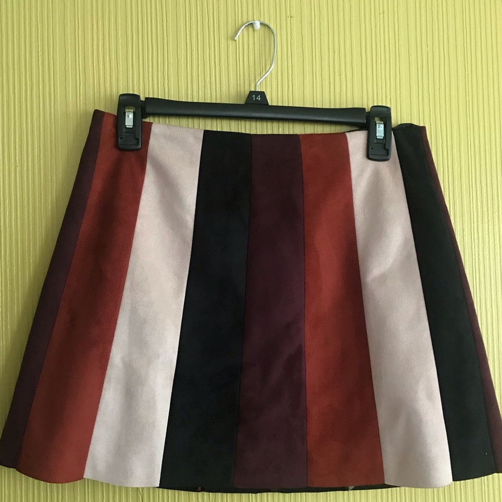Forever 21 Pleated Multicolor skirt